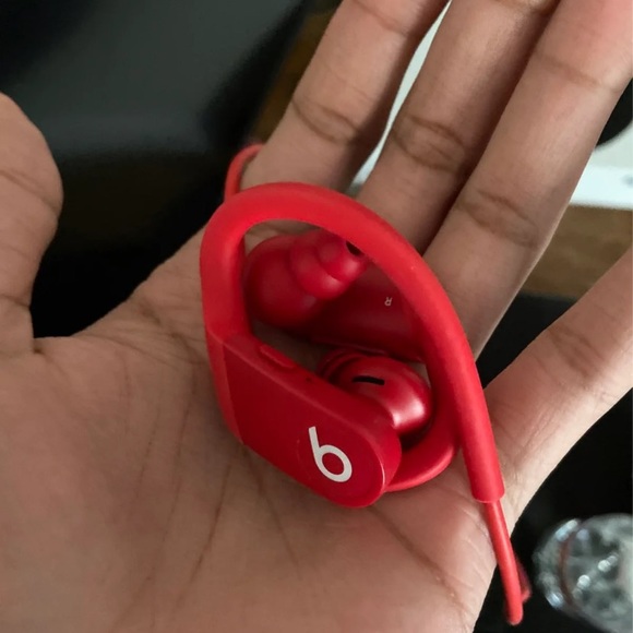 Beats Headphones - Powerbeats - Picture 2 of 3
